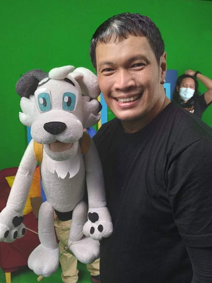 Noel Urbano with the Bespren Tuts puppet from Mang Lalakbay